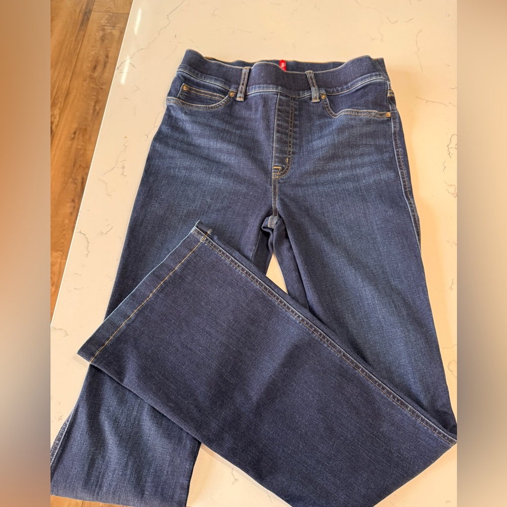 Spanx 2036R Flare dark blue pull-on stretch jeans
